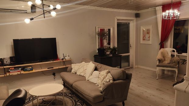 Götavägen, Surahammar - Photo 1