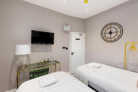 1 bedroom serviced apartment to rent - Photo 5