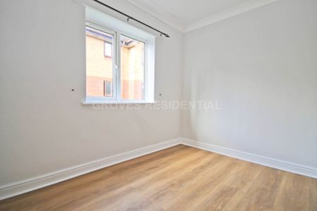 Price £1,395 pcm - Available Now - Unfurnished - Photo 4