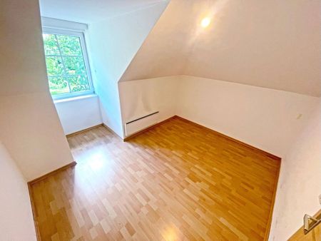 Helle 3-Zimmer-Wohnung mit Süd-Ostausrichtung im 2. Stock! - Foto 3