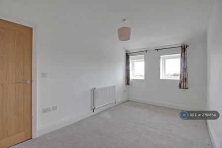 2 bedroom terraced house to rent - Photo 4