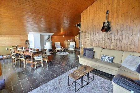 Appartement à louer à la semaine sur la place du village - Photo 4