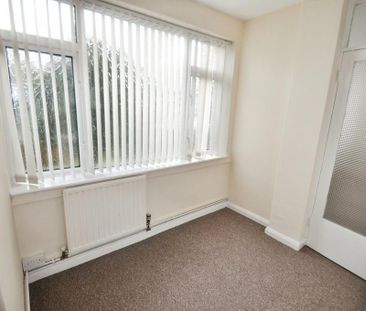 2 bedroom maisonette to rent - Photo 2