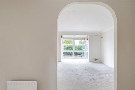 Paveley Drive, Morgans Walk, Battersea, London, SW11 flat to rent - Photo 3
