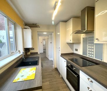 Weaver Street - Photo 2