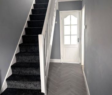 3 bedroom terraced house to rent - Photo 3