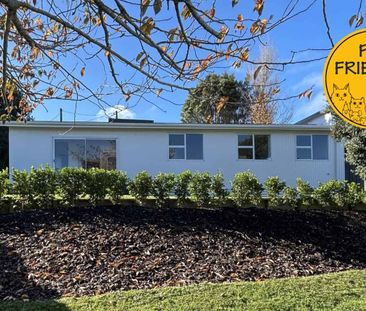 THREE BEDROOMS IN WESTOWN - Photo 5