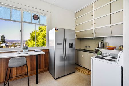 11 Frederick Street, West Hobart TAS 7000 - House For Rent | Domain - Photo 2