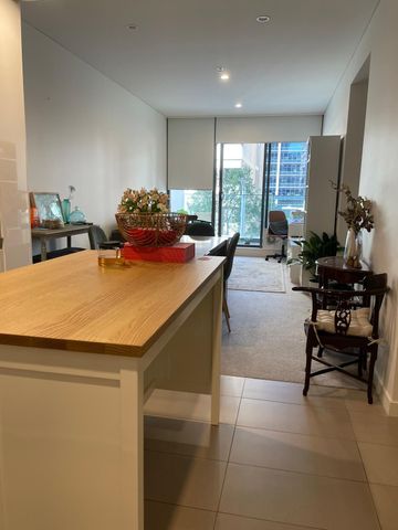 North Sydney - Photo 2