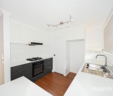 Comfortable unit with positioned for convenience - Photo 3