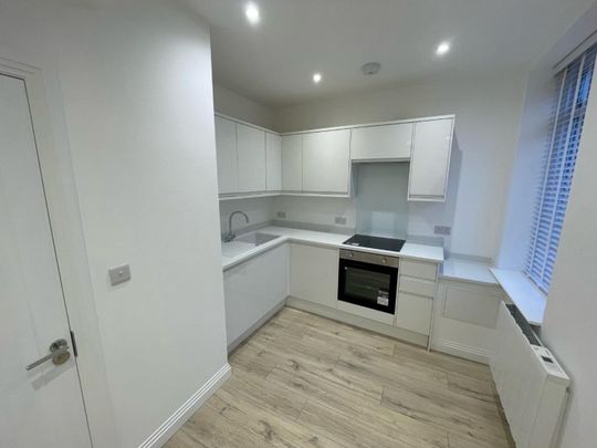 1 bedroom Flat To Let - Photo 1