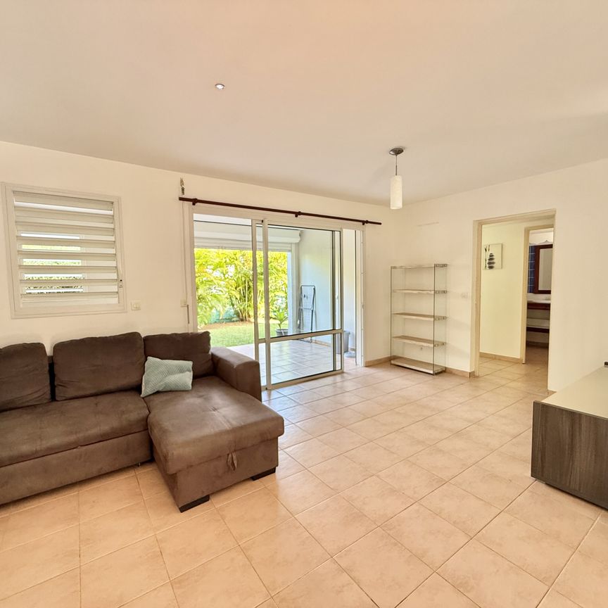 Location Appartement 2 pièces 45m² LE GOSIER 97190 - Photo 1