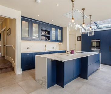 6 bedroom terraced house to rent - Photo 2