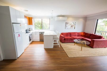 12 month lease available on Gippsland St!! - Photo 4