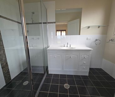 1109 Black Range Road, Bowning NSW 2582 - House For Rent | Domain - Photo 3