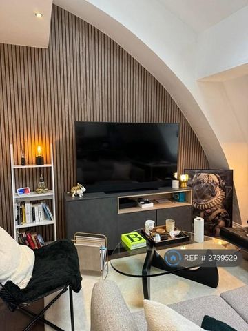 1 bedroom penthouse to rent - Photo 4