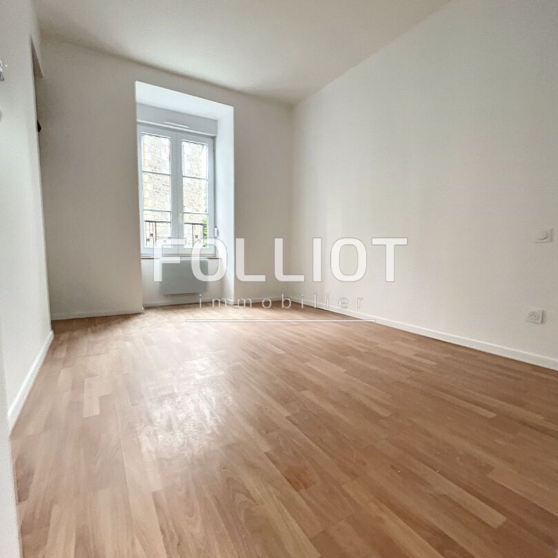 LOCATION d'un appartement F2 (35 m²) à DUCEY LES CHERIS - Photo 1