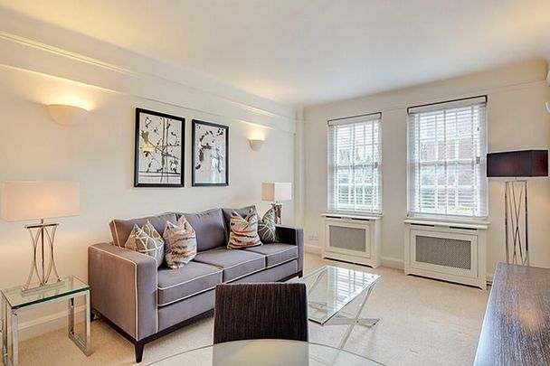 Fulham Road, LONDON - Photo 1