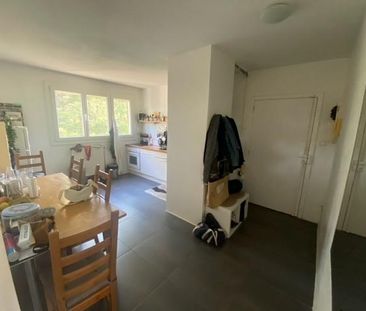 Location Appartement 2 pièces 47m² AIX EN PROVENCE 13100 - Photo 3