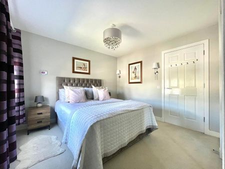 2 bedroom terraced house to rent - Photo 4