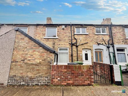 3 bed terraced house to rent in NE63 - Photo 2