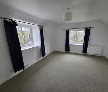 3 bedroom detached house to rent - Photo 4