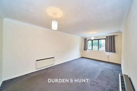 High Road, London - Photo 2