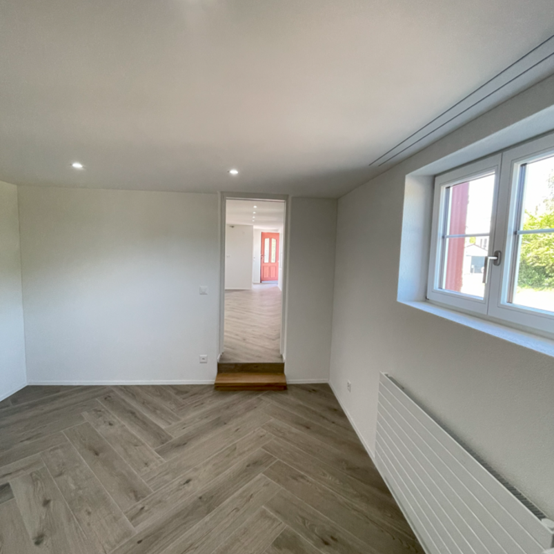 Moderne, totalsanierte 2.5 Zimmerwohnung in Wagenhausen - Photo 1