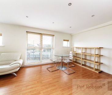Curzon Place, Tyne and Wear - Photo 2