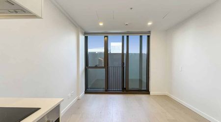 Welcome to apartment 412 in Hyde Lane. - Photo 3