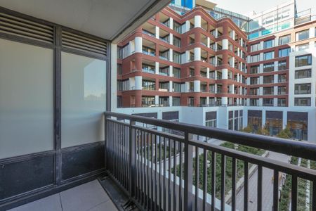 For Lease - 259 The Kingsway N/A Unit# 203, Toronto, Ontario - Photo 2