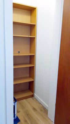 Ab Sofort Voll Möblierte 2½Zimmer Wohnung in Duisburg Laar - Photo 1