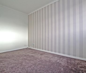 2 bedroom Town house to rent - Photo 6