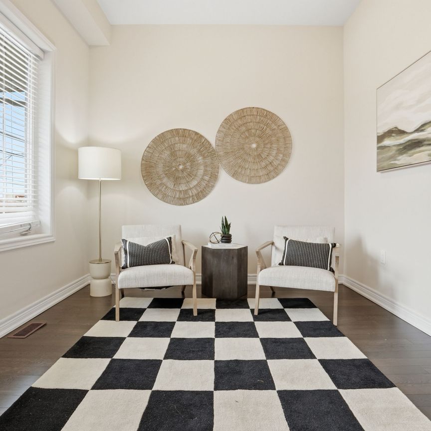 For Lease - 310 Main Street, Grimsby, Ontario - Photo 1