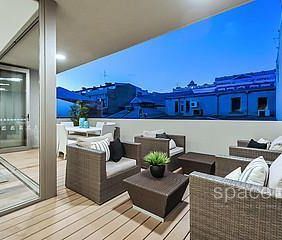 Living in the West End! - Photo 3