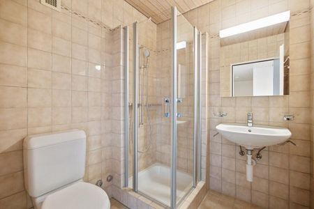 Welcome to your charming attic apartment - Photo 5