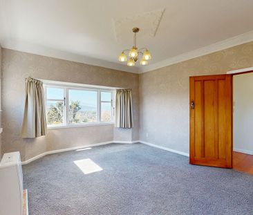 Elevated and Spacious Sun Trap - Photo 6