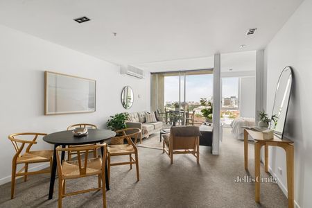 1016v/162 Albert Street, East Melbourne - Photo 3