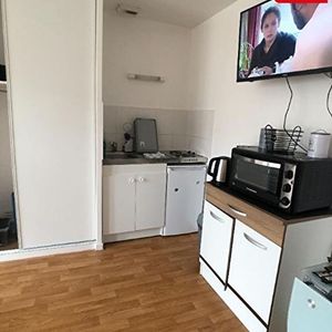 A LOUER - Appartement Carentan Les Marais 1 pièce(s) 22.32 m2 - 50500 - Photo 2