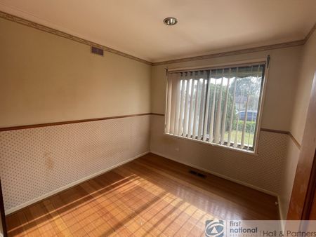 67 Blaxland Drive, Dandenong - Photo 5