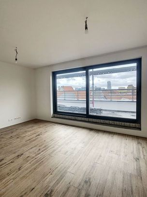 Appartement te huur - Photo 1