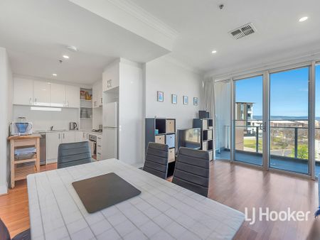 6 Month Lease - Fully Furnished Apartment - Photo 3