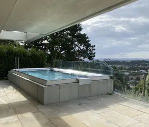 Exklusives Terrassen-Apartment mit Pool und Weitblick - Foto 1