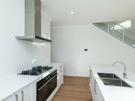 Brand-New Luxury Home with Ocean Views � 5 Bedrooms, 2 Studies & Multiple Living Zones - Photo 2