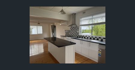 Country Town Living - Photo 2