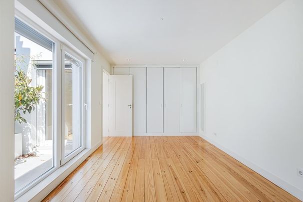 3 Bedroom Penthouse with a terrace, Rua Filipe Folque, Lisboa - Photo 1