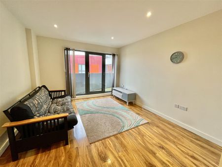 Imperial Drive, Harrow - Photo 2