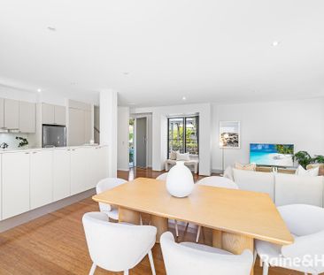 2 Jasmine Street, Botany NSW 2019 - House For Rent | Domain - Photo 1