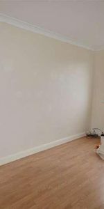 Rainham Road South, Dagenham, RM10 - Photo 4