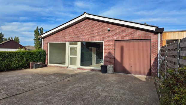Opgefriste woning met 3 slaapkamers en tuin nabij Bentille! - Photo 1